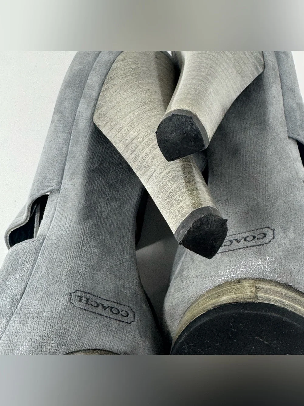Coach Teagan Size 8 Gray Seude Peep Toe Sandals Platform Heels Tie Up Tassel
